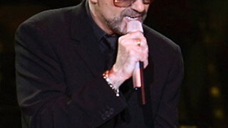 George Michael le da 1.000 de bilete gratis la concert medicilor care l-au vindecat
