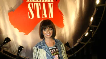 Colaps total pentru Alexandra Stan! Dupa ce a fost mutilata de iubit, cantareata a primit o noua lovitura de proportii!