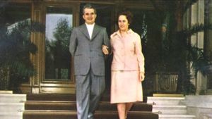 Ce studii aveau Nicolae și Elena Ceaușescu? Astăzi cu greu ar putea să își câștige existența
