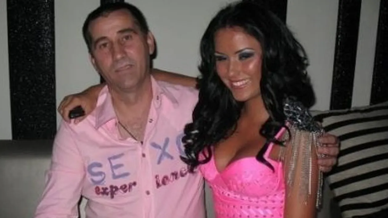 Mustăcioara lui, pana corbului! Cum arăta tatăl Danielei Crudu în tinereţe. Bruneta l-a dat de gol