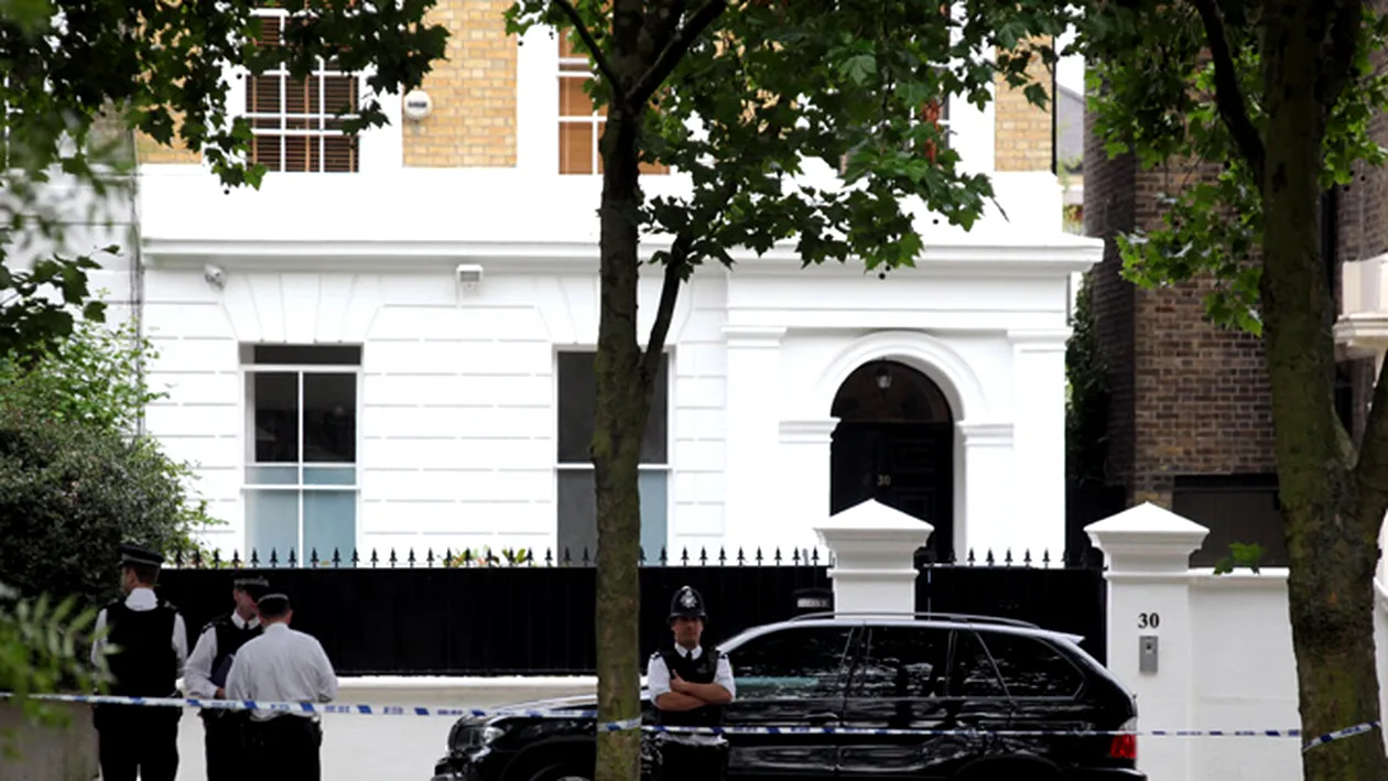 Casa lui Amy Winehouse din Londra a fost sparta! VEZI ce a fost furat