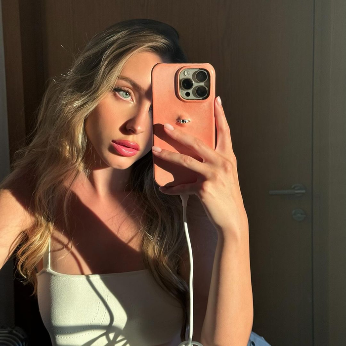 sursa foto: Instagram / @julivavilova