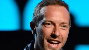 I-au surprins! Chris Martin, fostul soţ al actriţei Gwyneth Paltrow, s-a cuplat cu fata lui Don Johnson! Prietenii i-au trădat! 