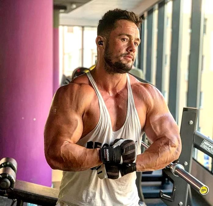 Costi Litrașu a intervenit în scandal pentru bunul său prieten, Alex Bodi- sursa- social media