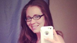 INGROZITOR! Ce a patit o gravida de 19 ani, in timp ce vorbea cu sotul ei pe chat. "A venit in spatele meu si...."