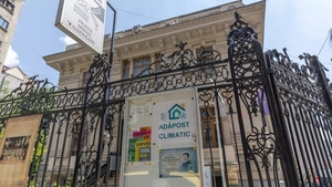 Adăposturi climatice, amenajate de Primăria București. Locuitorii vor avea acces la apă, scaune și truse medicale