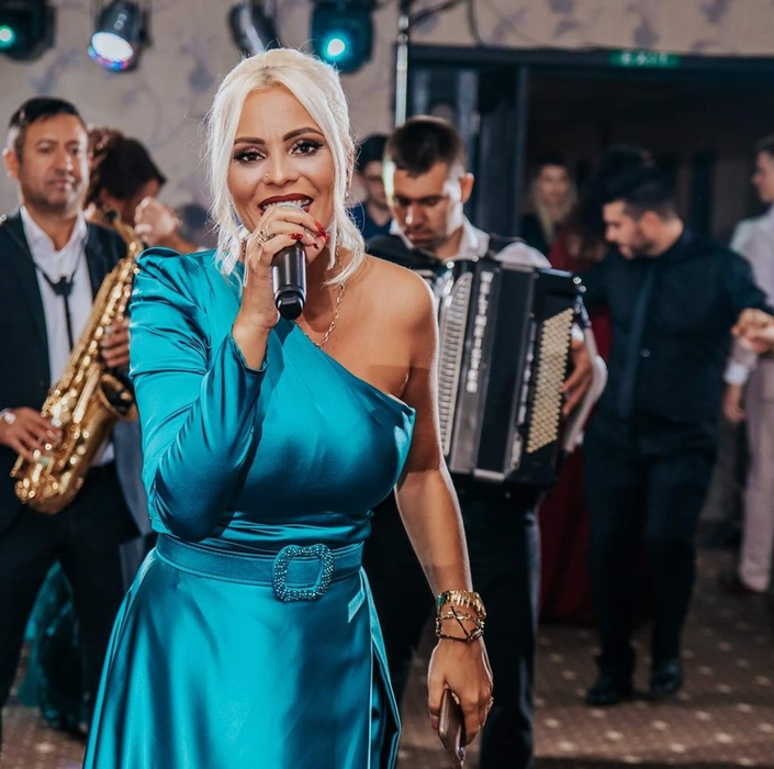 Mariana Cosmici i-a adus acuze grave fostului soț (Foto: Facebook)