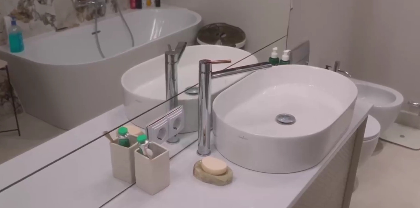 Cum arată noul apartament al lui Selly. Celebrul vlogger a terminat renovările și a făcut turul locuinței