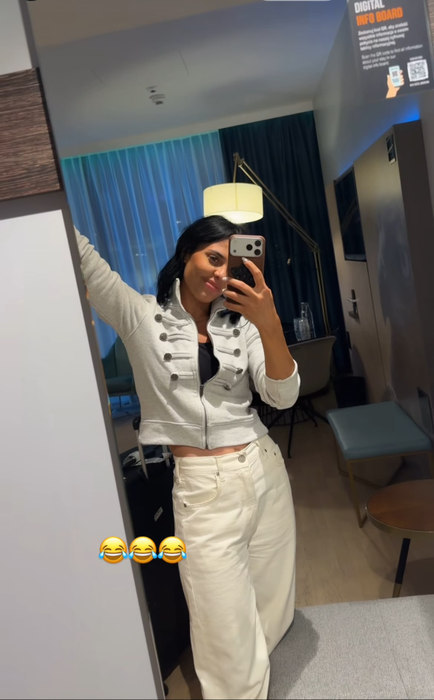 Andreea Popescu a mers la concertul lui Bad Bunny din Varșovia/ sursă foto: social media