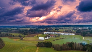 Avertizare meteo! Vremea se răcește în toată țara! Sunt anunțate ploi și vânt puternic