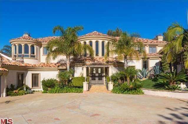 Vila Monicăi Gabor din Malibu, de 7 milioane de dolari, este în pericol să ia foc