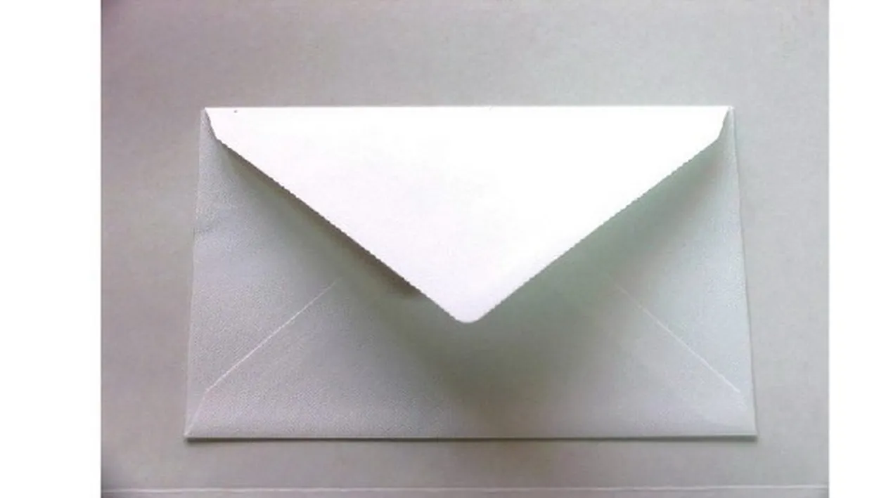 Cand a vazut ce a primit BACSIS, chelnerita a chemat de urgenta politia! Clientii au fost ARESTATI imediat!