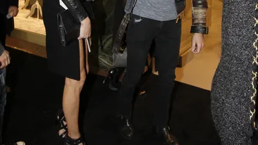 Moni si Iri sunt istorie! Sorin de la Akcent pare un liliputan pe langa iubita lui, femeia cu cele mai lungi picioare din Romania