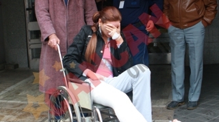 Bianca Dragusanu, obligata sa poarte ciorapi medicinali