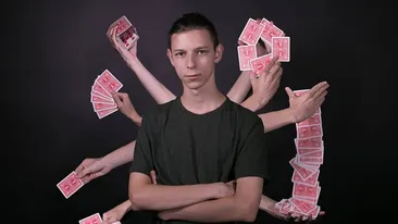 A creat isterie pe internet. Povestea magicianului din Ploiești care susține că a prezis subiectele de la Bac