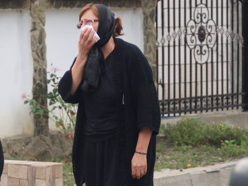 Un fost puşcăriaş a compus o melodie pentru mama Denisei Manelista. Versuri foarte emoţionante