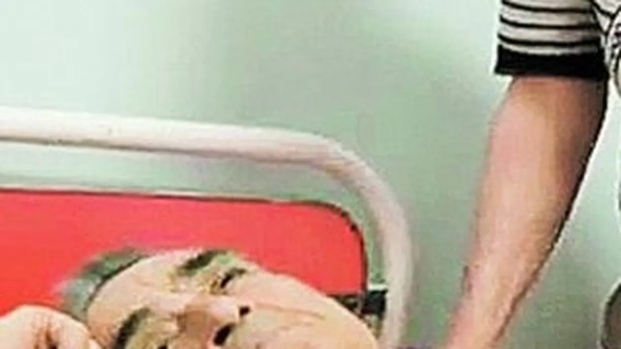 Senatorul Marius Marinescu e rezervat cu privire la insanatosirea lui Iurie Darie: E slabit, organismul lui se topeste pe zi ce trece