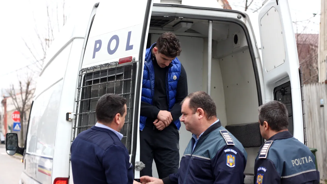 Fiul unei judecătoare din Craiova a fost arestat pentru că a încălcat prevederile controlului judiciar. În ce scandaluri a fost implicat Andrei Lazăr
