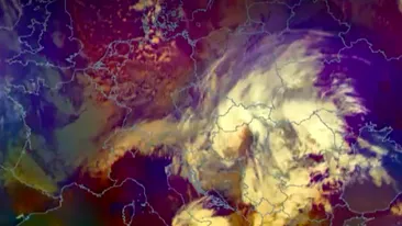 Nu e un banc! ANM avertizează: Suntem la pragul unui uragan! Masa de aer polar din România a adus avertizări de cod roşu de vreme rea