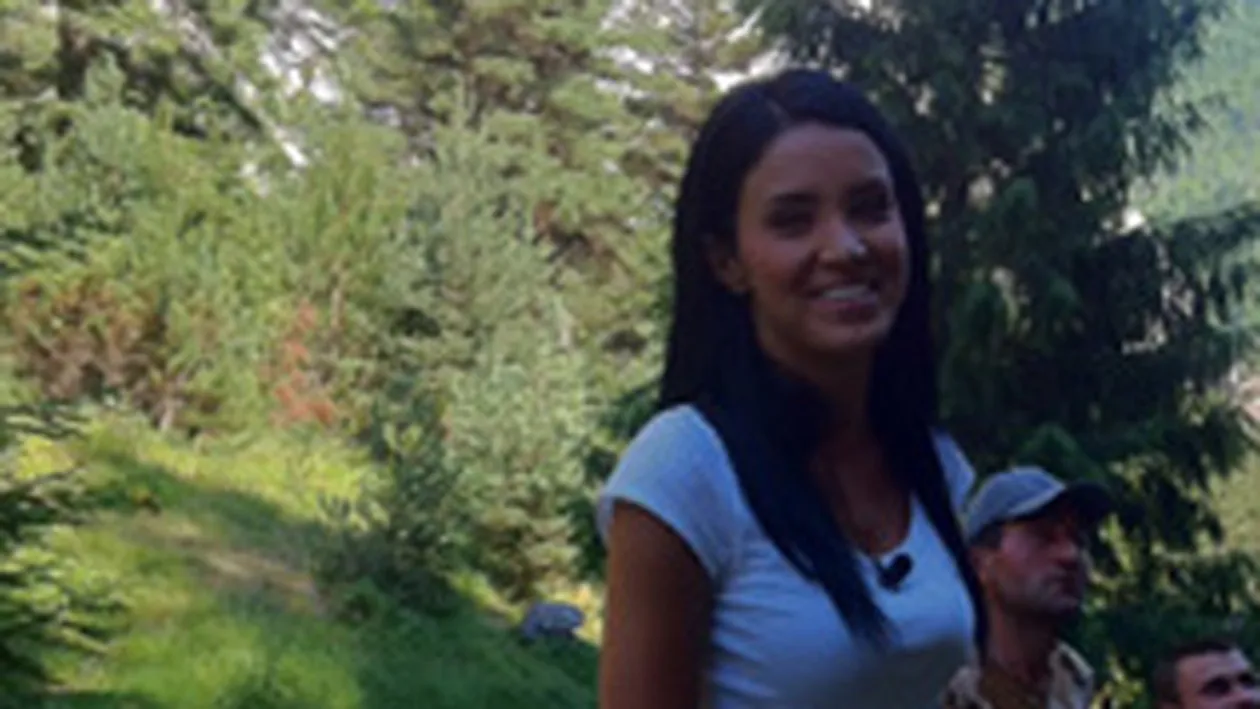 Adelina Pestritu i-a luat locul Andreei Mantea la Nunta cu surprize! Uite de ce a fost in stare la o nunta din Lacul Rosu!