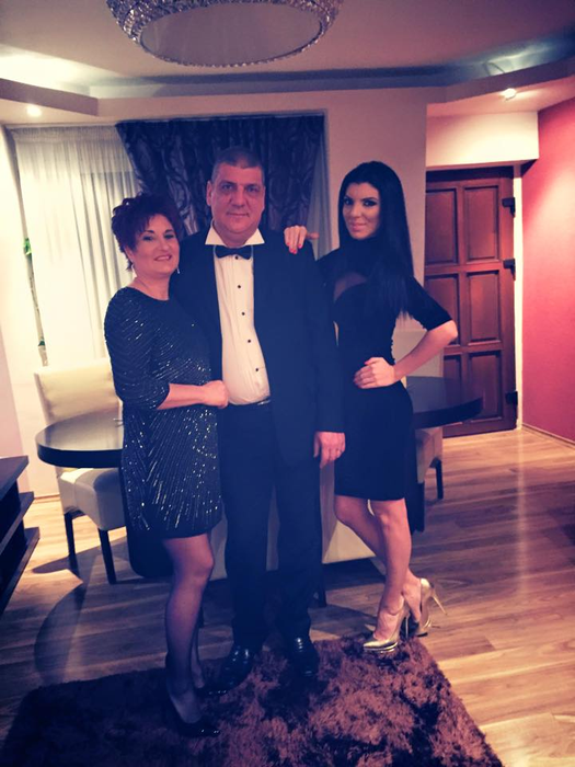 Urmează divorțul?! Mama Andreei Tonciu a făcut primele declarații după ce bruneta a fost părăsită de soțul ei la mare