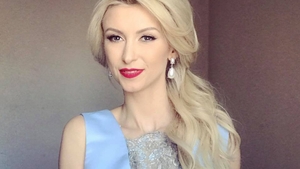 La o săptămână după ce a anunţat că se va căsători în America, ANDREEA BĂLAN a îmbrăcat rochia de mireasă! Mii de reacţii instant