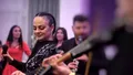Cântăreață de muzică populară, protejată de instanță după ce ar fi fost lovită de soț: „Copilul tremura de groază”