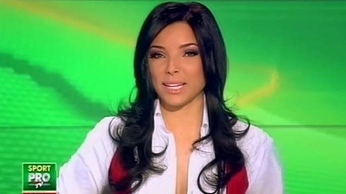 Despre intimitate si pasiuni! Corina Caragea, dezbracata de secrete in cel mai sincer interviu pe care l-a acordat pana acum!