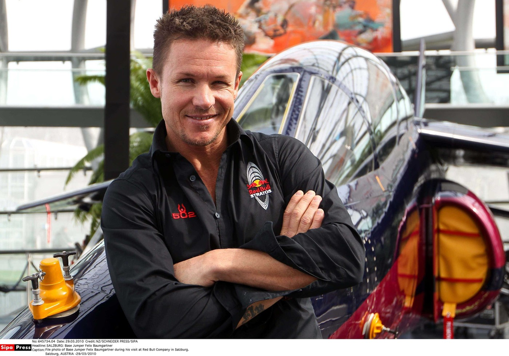 Presa din Italia a publicat prima imagine de la locul morții lui Felix Baumgartner. Sursă: Profimedia