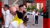 Ispita l-a ”lovit” chiar în parcare! Iulian și Cristina, cel mai fidel cuplu de la Insula Iubirii, s-au pupat de mama focului în club, dar bărbatul...