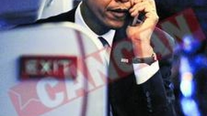 Obama isi pastreaza Blackberry-ul