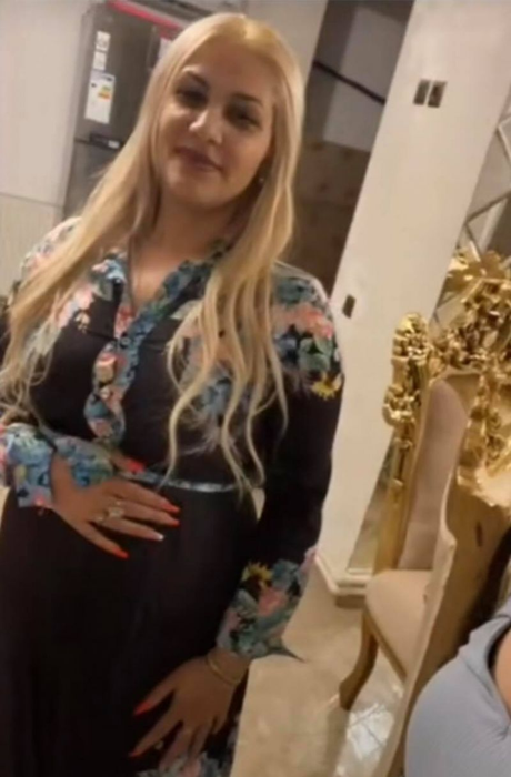 Lambada, fosta soție a lui Tzancă Uraganul, “urecheată” de fani pe o rețea socială. În ce ipostază a apărut blondina, deși ar fi gravidă