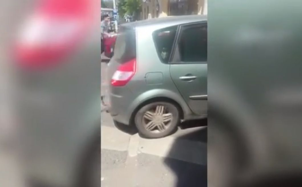 Un minor a fost  luat pe capotă de un şofer grăbit din Bucureşti pentru că traversa prea înce