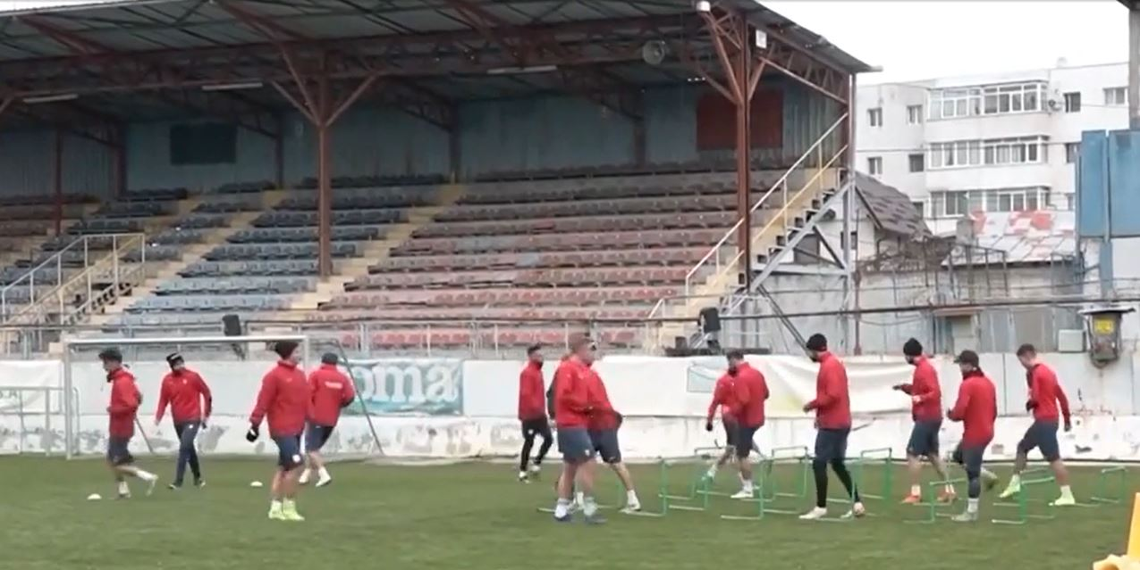 4 fotbaliști de la Astra Giurgiu s-au reinfectat cu COVID-19 în doar câteva luni. Alți 23 de jucători au fost testați pozitiv