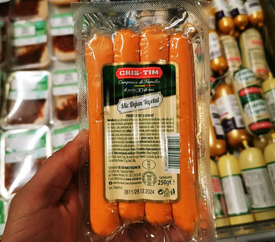 Ce conțin "crenvurștii" de post din Mega Image. Ce mâncăm, de fapt. Sursă foto: Cancan