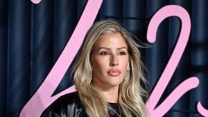 Bucurie mare în showbiz: Ellie Goulding, mamă pentru a doua oară! Dar cu alt partener