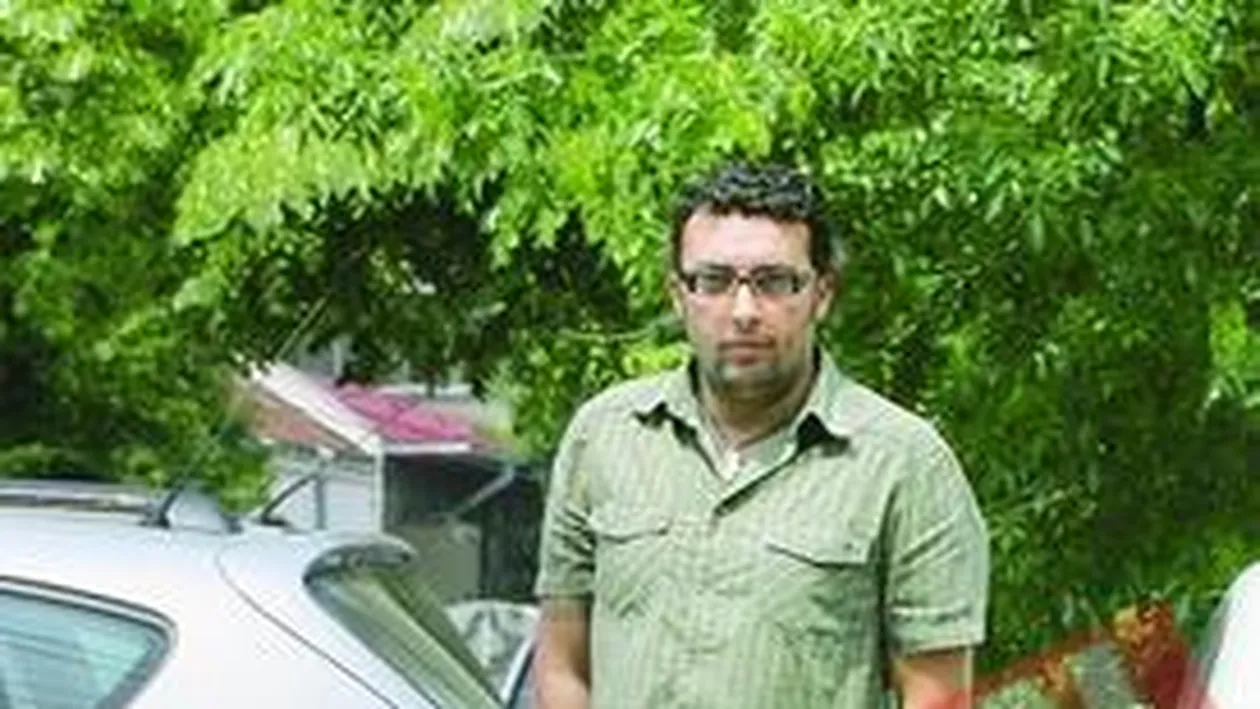 Ii organizeaza prietenii luna de miere