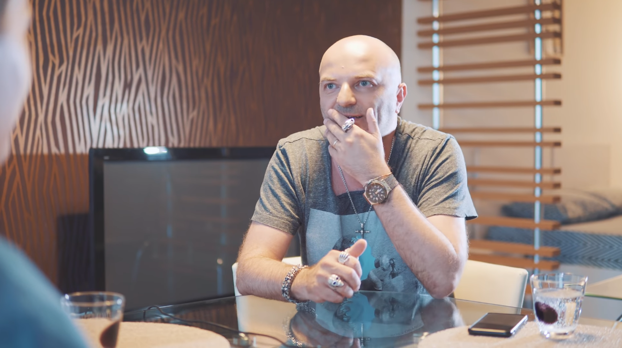 Dan Capatos a spus adevărul despre bătaia dintre Nicolae Guță și iubita lui gravidă de la Antena 1. A fost o făcătură