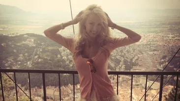 E treaba serioasa deja! Andreea Balan si-a cunoscut viitorii “socri”. Cum s-a intamplat totul