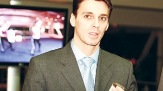 Mircea Badea, atacat de un caine chiar in fata casei sale! "Statea exact in dreptul usii. Si se repede direct in mine"