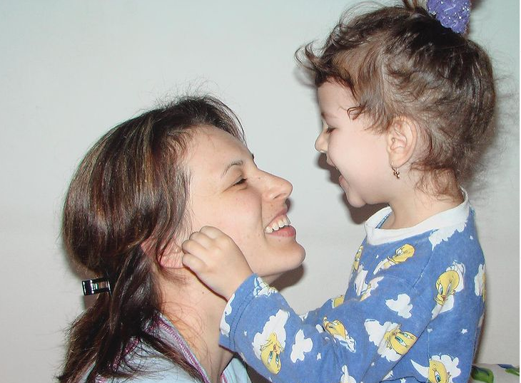 Primele imagini cu mama Cleopatrei Stratan, de la nunta fiicei sale. Soția lui Pavel este o prezență extrem de discretă