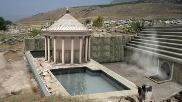 Poarta catre INFERN a fost descoperita. “ Orice vietate care trece prin ea moare pe loc “