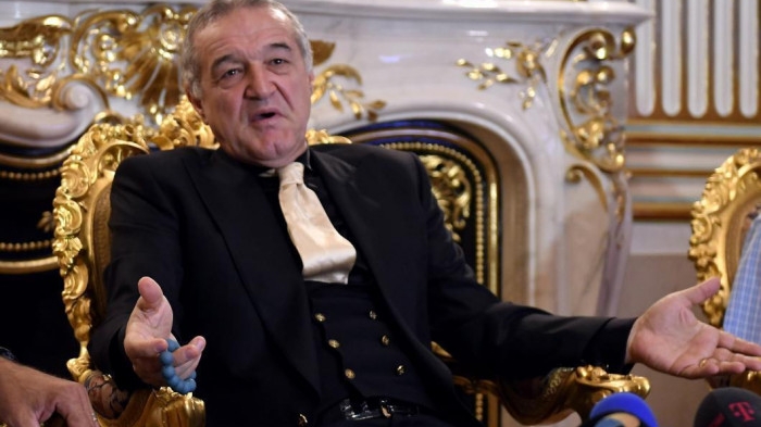Gigi Becali, la prezentarea lui Dică: „El face schimbările 15 meciuri!”