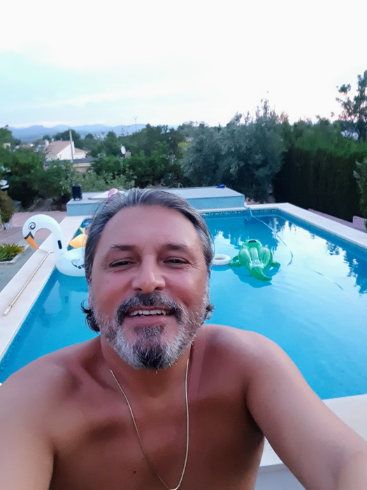 Unde va fi înmormântat Cornel Galeș. Soțul regretatei Ileana Ciuculete își pregătise locul de veci