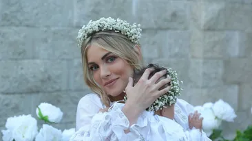 Așteptarea a luat sfârșit! Prima fotografie cu chipul fetiței lui Cabral și a Andreei Ibacka: ”Leită tata!”