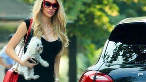 BIANCA DRĂGUŞANU şi-a uimit fanii cu noul look! Cum arată vedeta brunetă