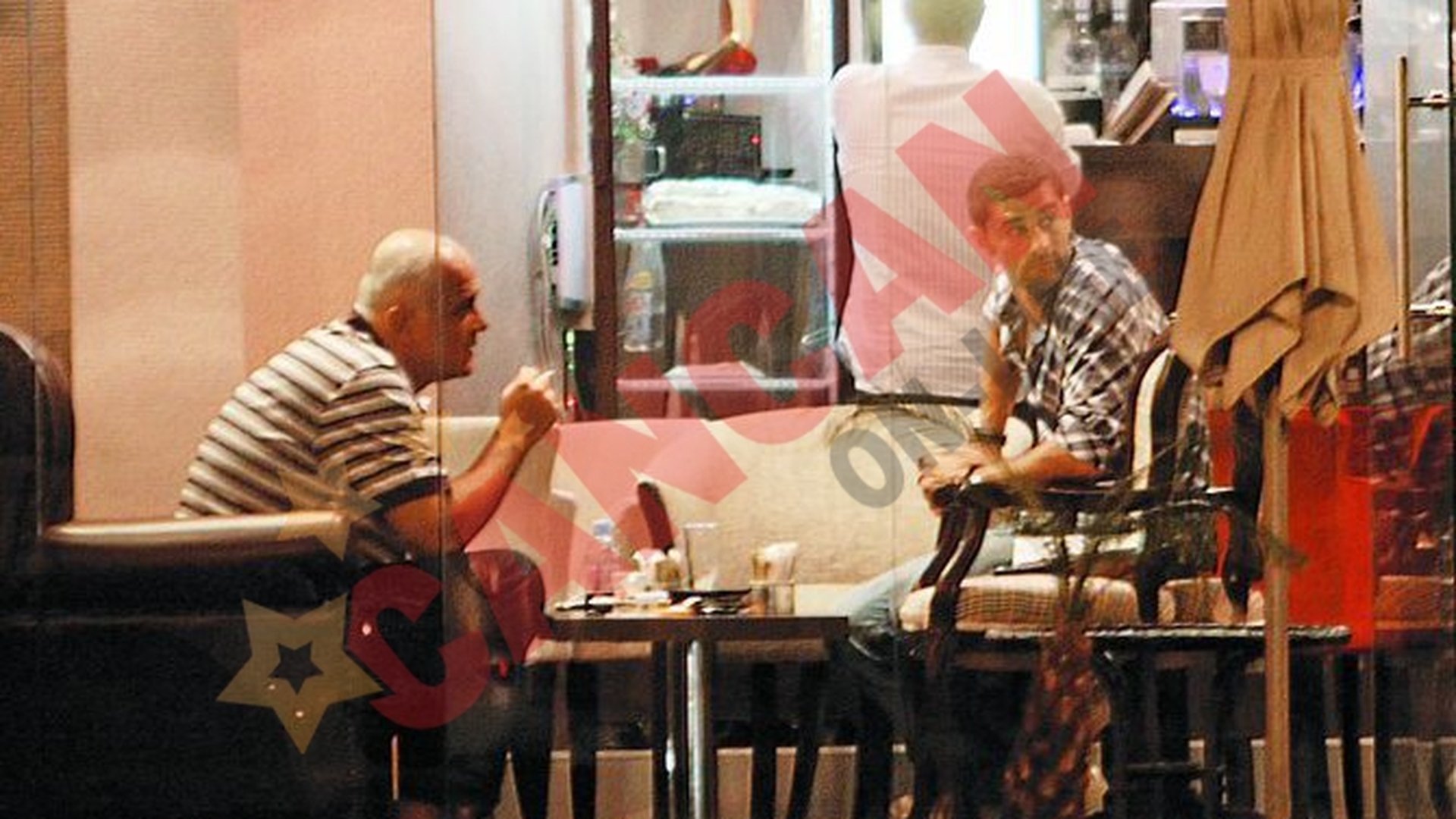 Discuta despre viitorul sau prin cafenele!