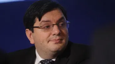 Ea e noua Mihaela, dragostea mea! Nevasta carui ministru este pregatita sa o intreaca pe Michelle Obama si chiar si pe Udrea