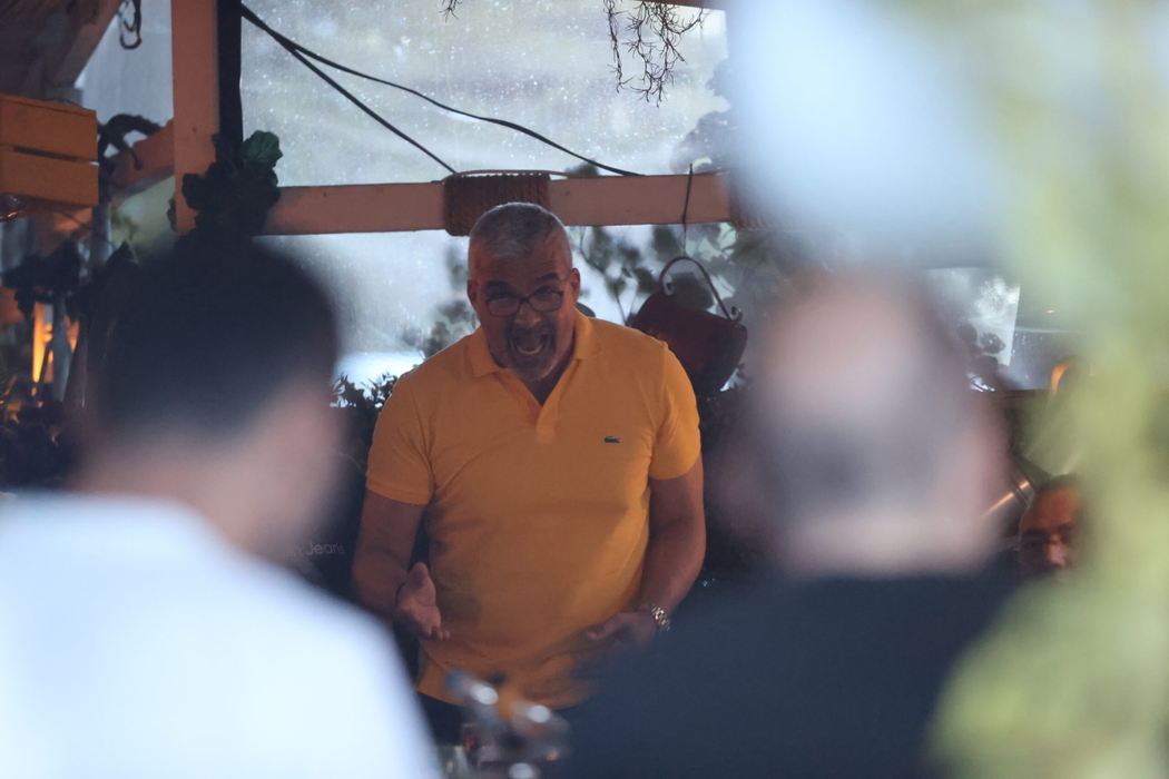 Aurelian Temișan a dat de băut: a împlinit 50 de ani (Foto: CANCAN.RO)