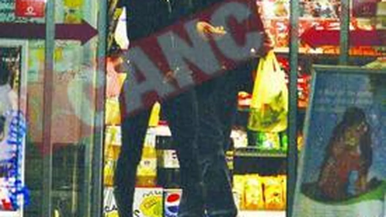 El s-a cuplat cu Raluca Sandu, iar ea cu milionarul englez de pe iahtul de la Saint-Tropez